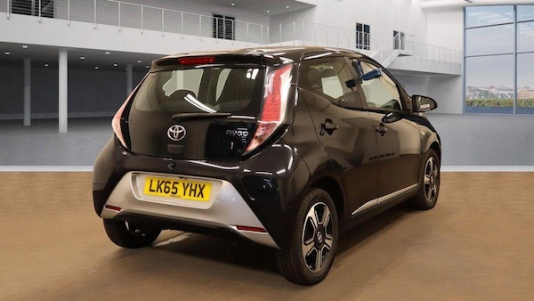Used Toyota AYGO 2015 for sale - 76108910: Photo 4