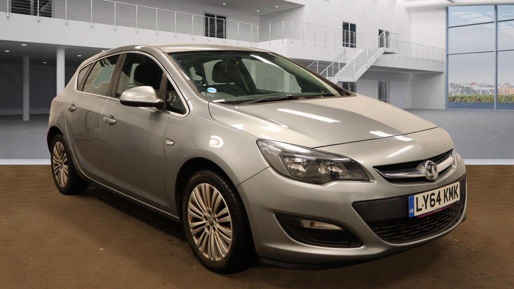 Used Vauxhall Astra 2015 for sale - 76215023: Photo 1