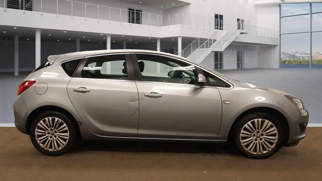 Used Vauxhall Astra 2015 for sale - 76215023: Photo 3