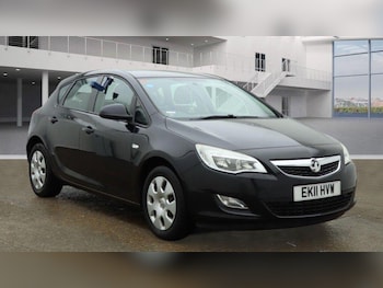 Vauxhall - Astra
