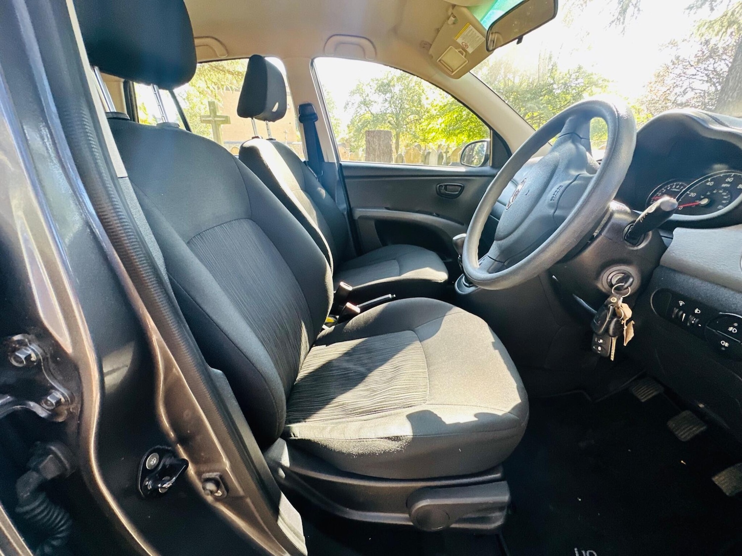 Vehicle 28