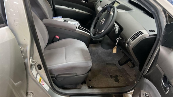 Used Toyota Prius 2005 for sale - 76099226: Photo 38