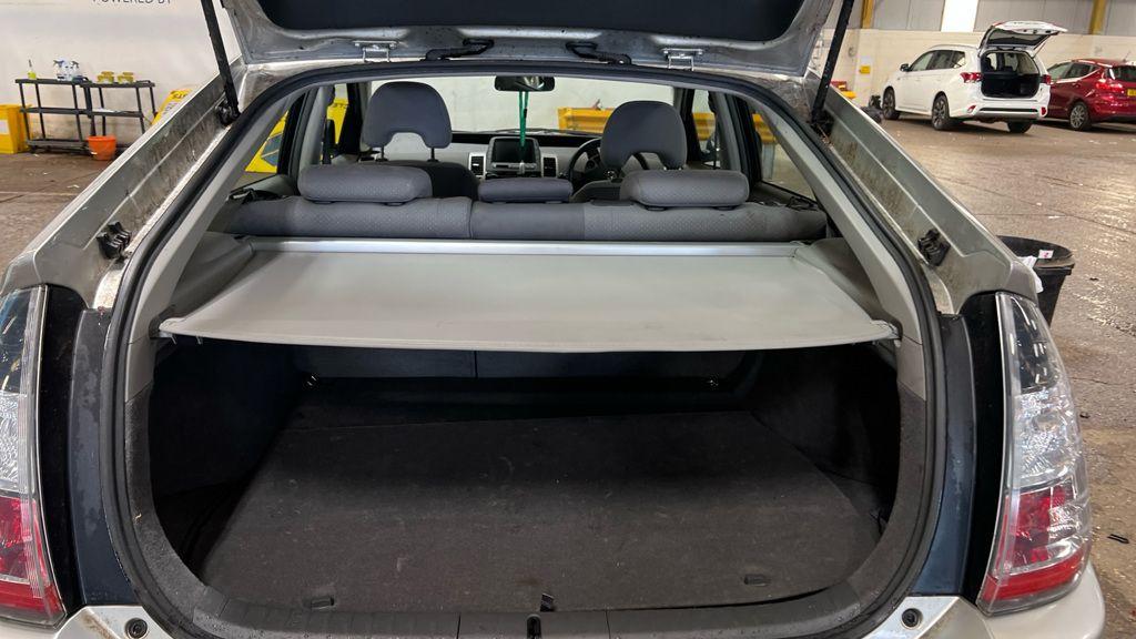 Used Toyota Prius 2005 for sale - 76099226: Photo 48