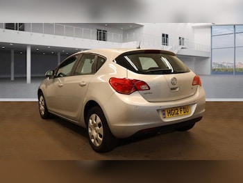 Used Vauxhall Astra 2012 for sale - 76227651: Photo