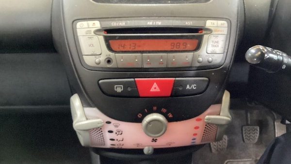 Used Peugeot 107 2013 for sale - 76226987: Photo 11