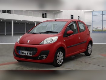 Used Peugeot 107 2013 for sale - 76226987: Photo 2