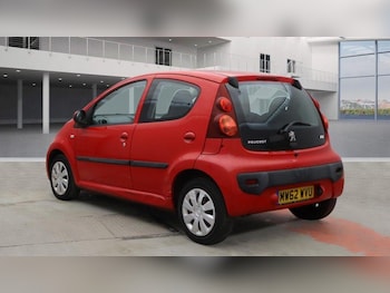 Used Peugeot 107 2013 for sale - 76226987: Photo 3