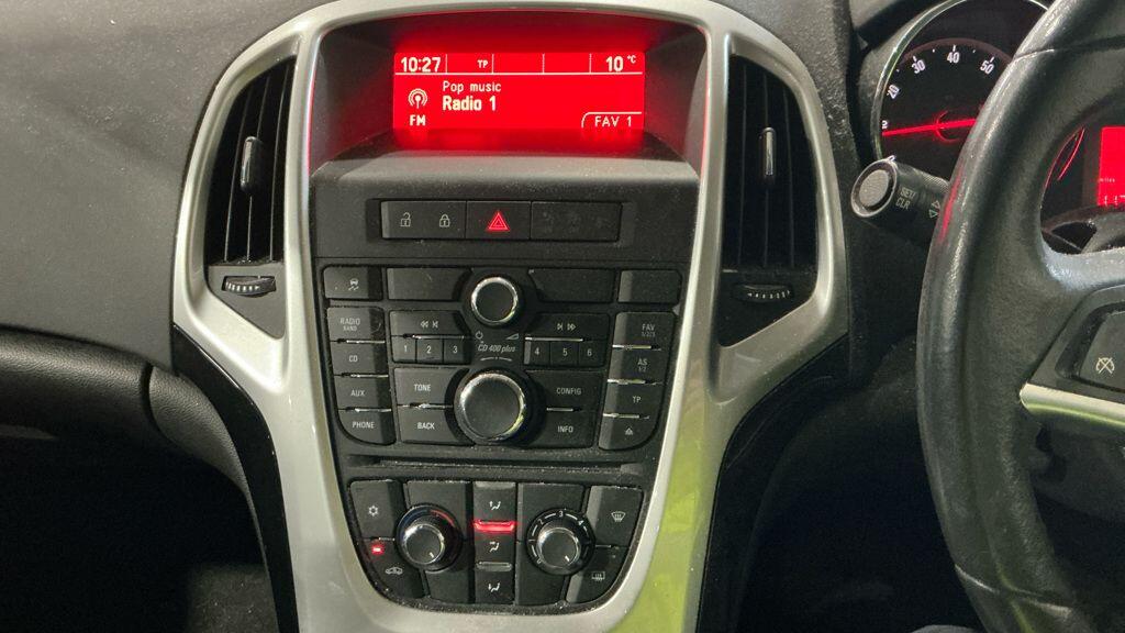 Used Vauxhall Astra for sale - 76485889: Photo 11