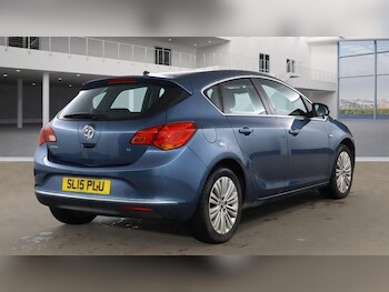 Used Vauxhall Astra 2015 for sale - 76485889: Photo