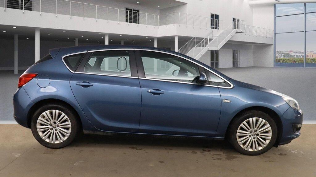 Used Vauxhall Astra for sale - 76485889: Photo 5