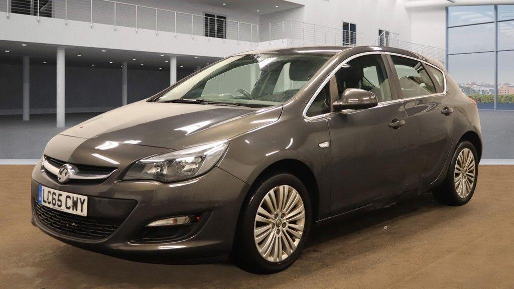 Used Vauxhall Astra 2015 for sale - 76215097: Photo 2