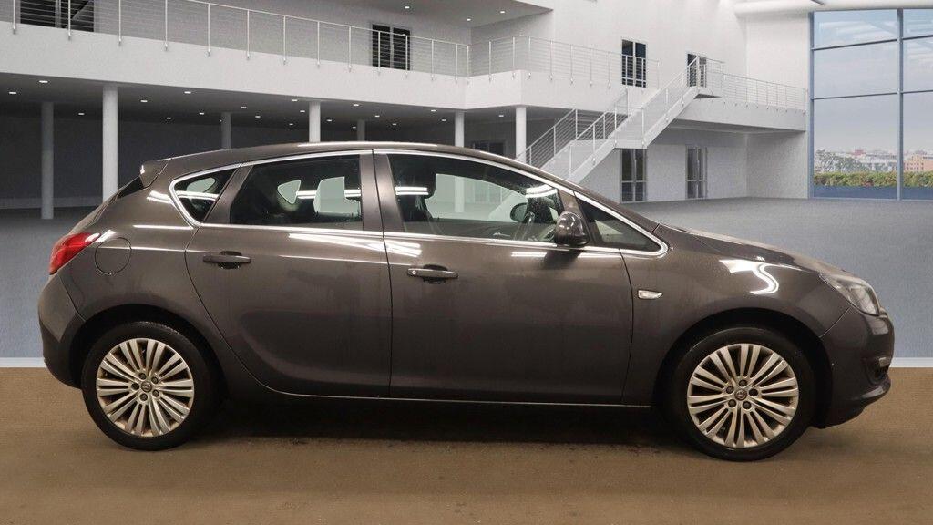 Used Vauxhall Astra 2015 for sale - 76215097: Photo 5