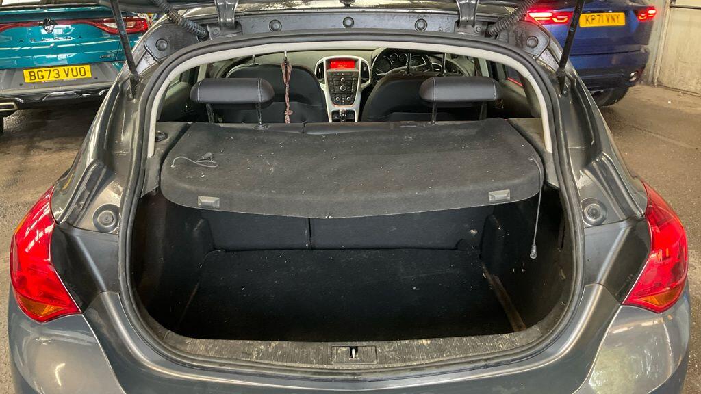 Used Vauxhall Astra 2015 for sale - 76215097: Photo 7