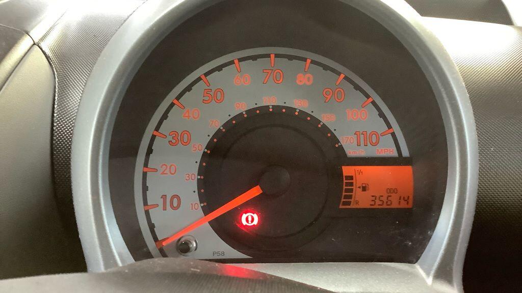 Used Peugeot 107 2011 for sale - 76849969: Photo 10