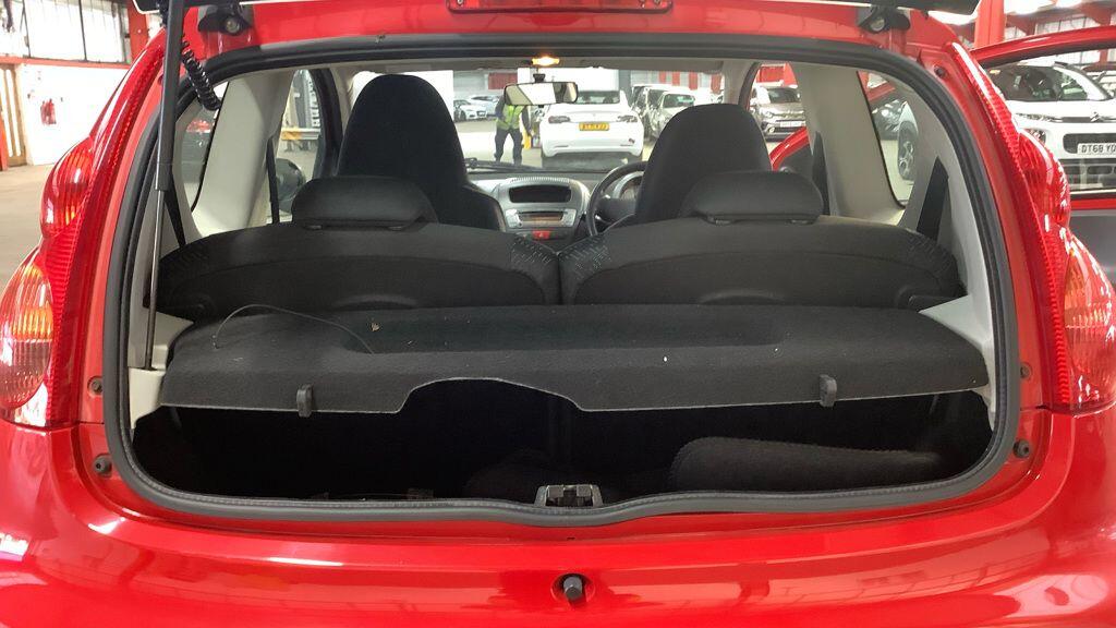 Used Peugeot 107 2011 for sale - 76849969: Photo 7