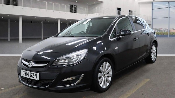 Used Vauxhall Astra 2014 for sale - 76306488: Photo 2