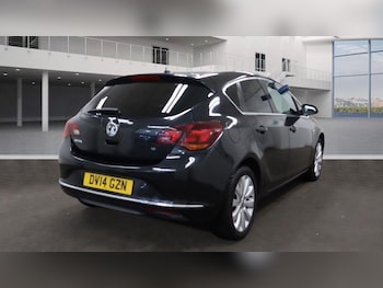 Used Vauxhall Astra 2014 for sale - 76306488: Photo 4