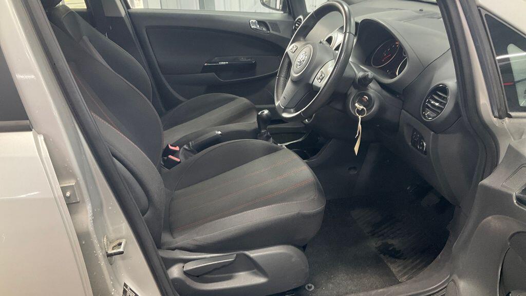 Used Vauxhall Corsa 2010 for sale - 76099296: Photo 9