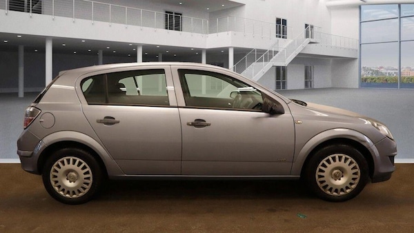 Used Vauxhall Astra 2009 for sale - 76214638: Photo 5