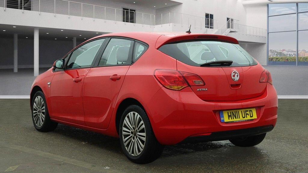 Used Vauxhall Astra 2011 for sale - 76226203: Photo 3