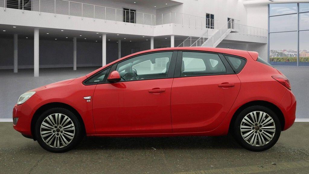 Used Vauxhall Astra 2011 for sale - 76226203: Photo 6