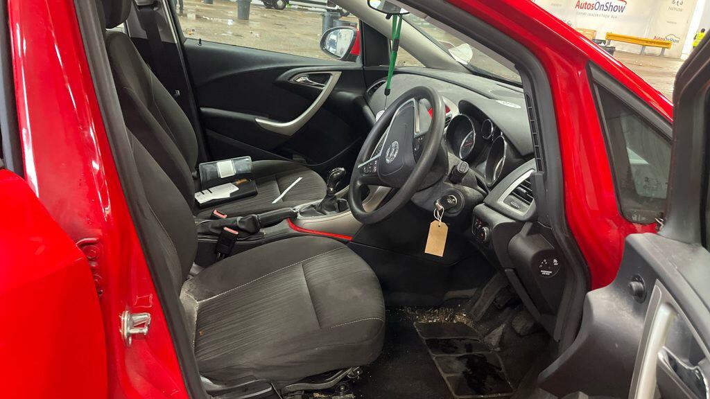 Used Vauxhall Astra 2011 for sale - 76226203: Photo 9