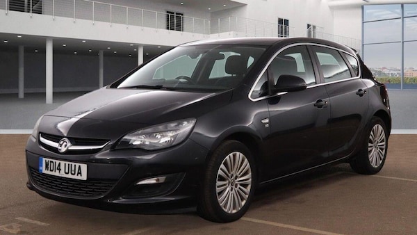 Used Vauxhall Astra 2014 for sale - 76215407: Photo 2