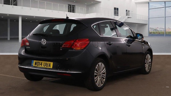 Used Vauxhall Astra 2014 for sale - 76215407: Photo 4