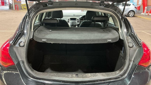 Used Vauxhall Astra 2014 for sale - 76215407: Photo 7