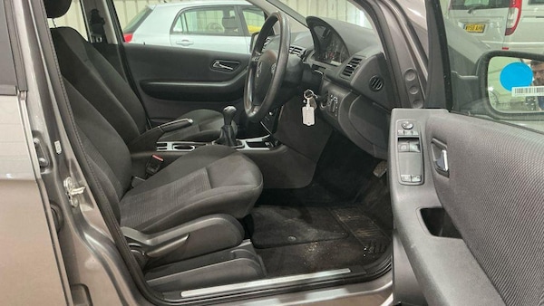 Used Mercedes-Benz A-Class 2009 for sale - 76228121: Photo 9