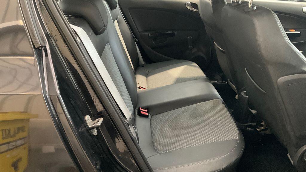 Used Vauxhall Corsa 2010 for sale - 76472185: Photo 8