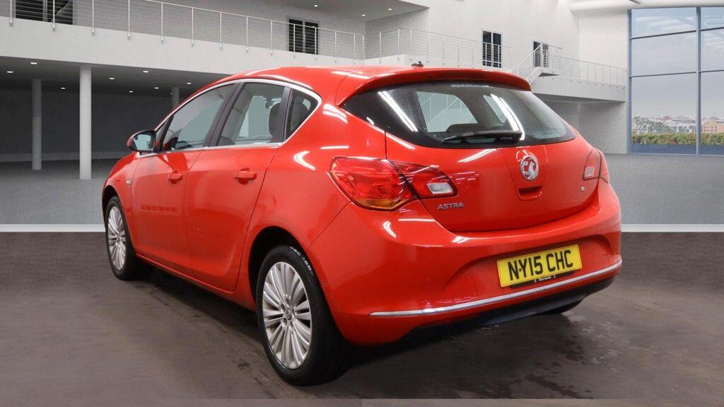 Used Vauxhall Astra 2015 for sale - 76727544: Photo 3