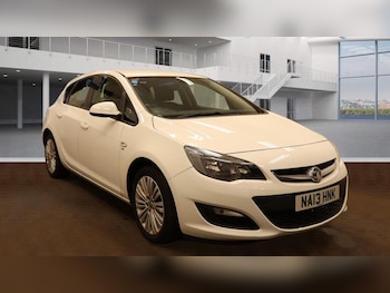 Used Vauxhall Astra 2013 for sale - 76294795: Photo