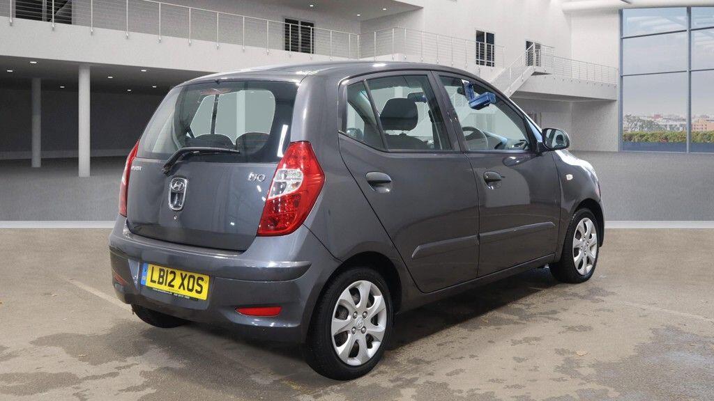 Used Hyundai i10 2012 for sale - 76472715: Photo 4