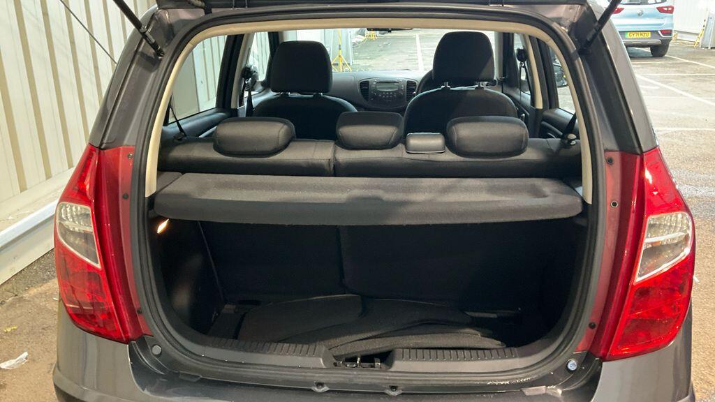 Used Hyundai i10 2012 for sale - 76472715: Photo 7