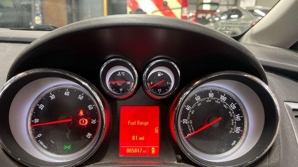 Used Vauxhall Astra 2014 for sale - 76307024: Photo 10