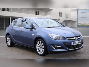 Vauxhall - Astra