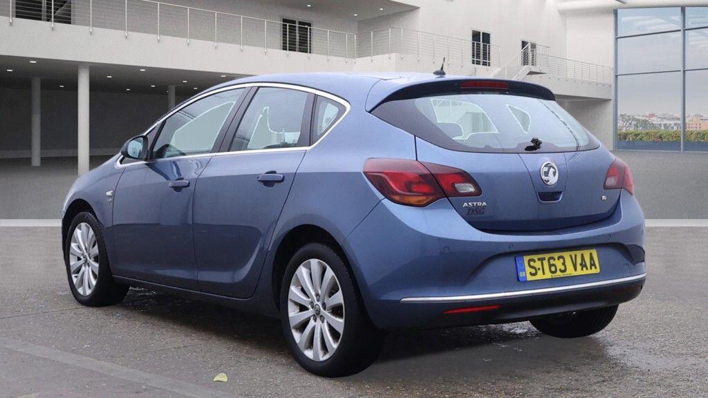 Used Vauxhall Astra 2014 for sale - 76307024: Photo 3