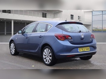 Used Vauxhall Astra 2014 for sale - 76307024: Photo 3