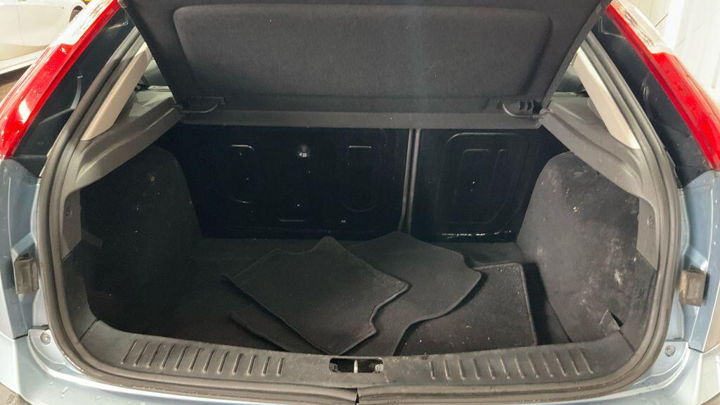 Used Ford Focus 2005 for sale - 76136524: Photo 7