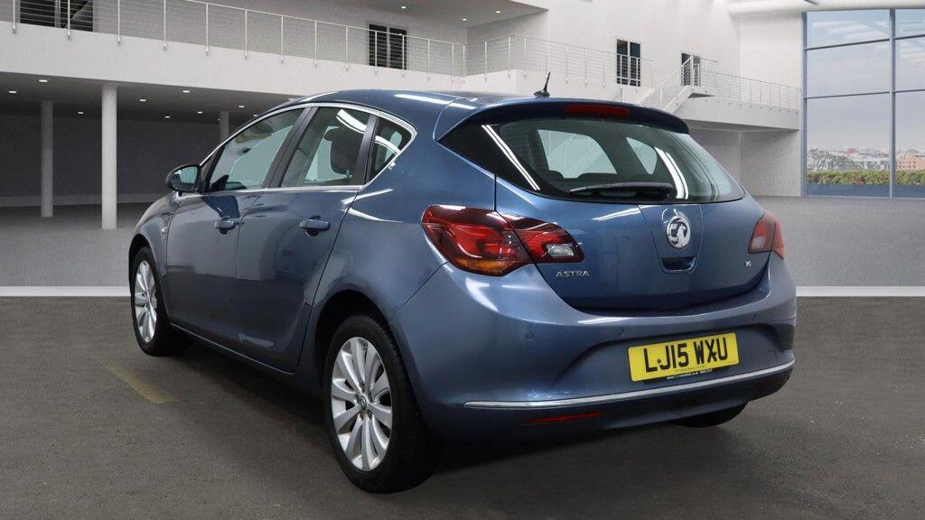 Used Vauxhall Astra 2015 for sale - 76215564: Photo 3