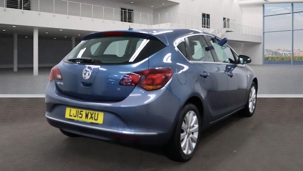 Used Vauxhall Astra 2015 for sale - 76215564: Photo 4