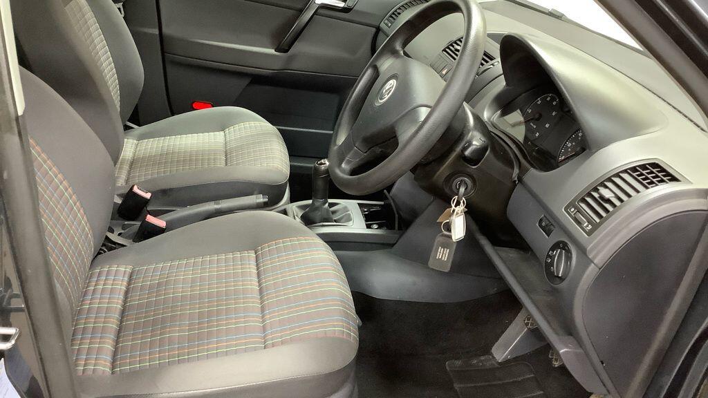 Used Volkswagen Polo 2007 for sale - 76473121: Photo 9