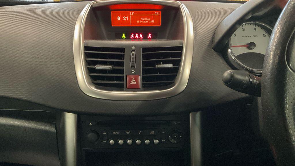 Used Peugeot 207 for sale - 76473878: Photo 11