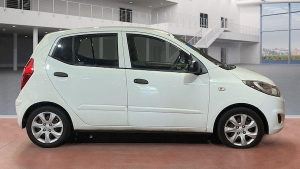 Used Hyundai i10 2012 for sale - 76227815: Photo 4