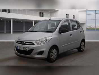 Used Hyundai i10 2013 for sale - 76227434: Photo 2