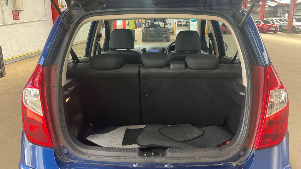 Used Hyundai i10 2012 for sale - 76307316: Photo 7