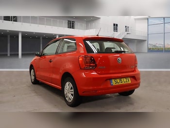 Used Volkswagen Polo 2015 for sale - 76850374: Photo