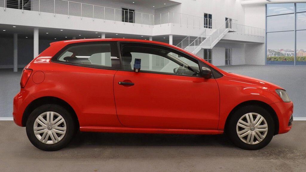 Used Volkswagen Polo 2015 for sale - 76850374: Photo 5