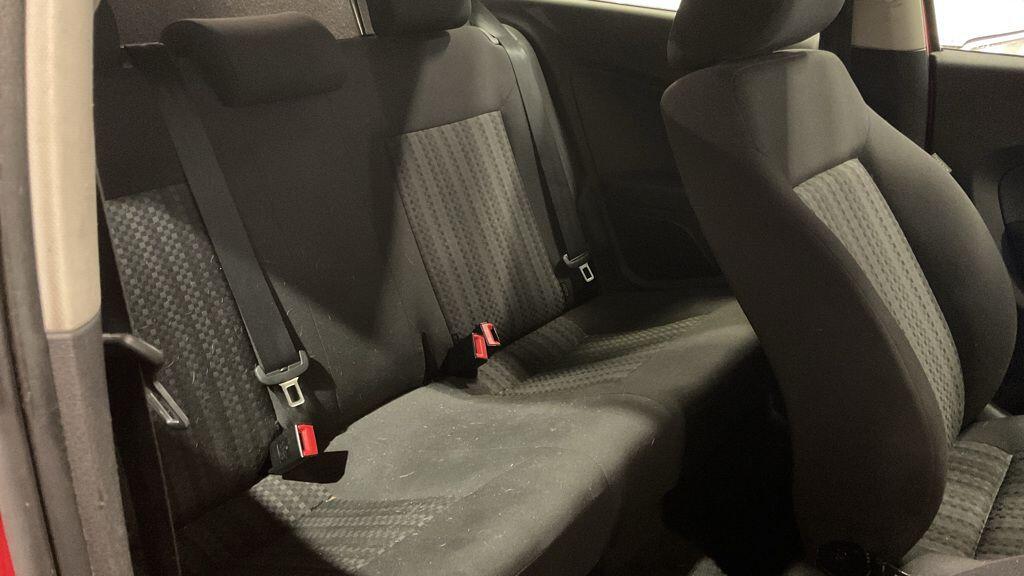 Used Volkswagen Polo 2015 for sale - 76850374: Photo 6